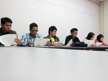 マレーシアプトラ大学学生