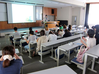 朝倉キャンパスでの説明会の様子