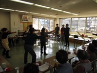 ミニデーを支援（朝倉ふれあいセンター）