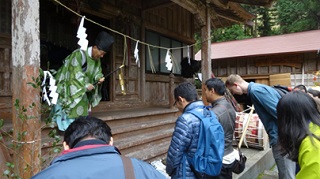 大豊町庵谷地区星神社秋季大祭参加