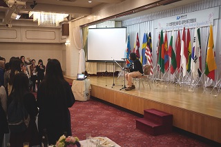 2015年度学長主催外国人留学生等交流懇談会 2015年度学長主催外国人留学生等交流懇談会