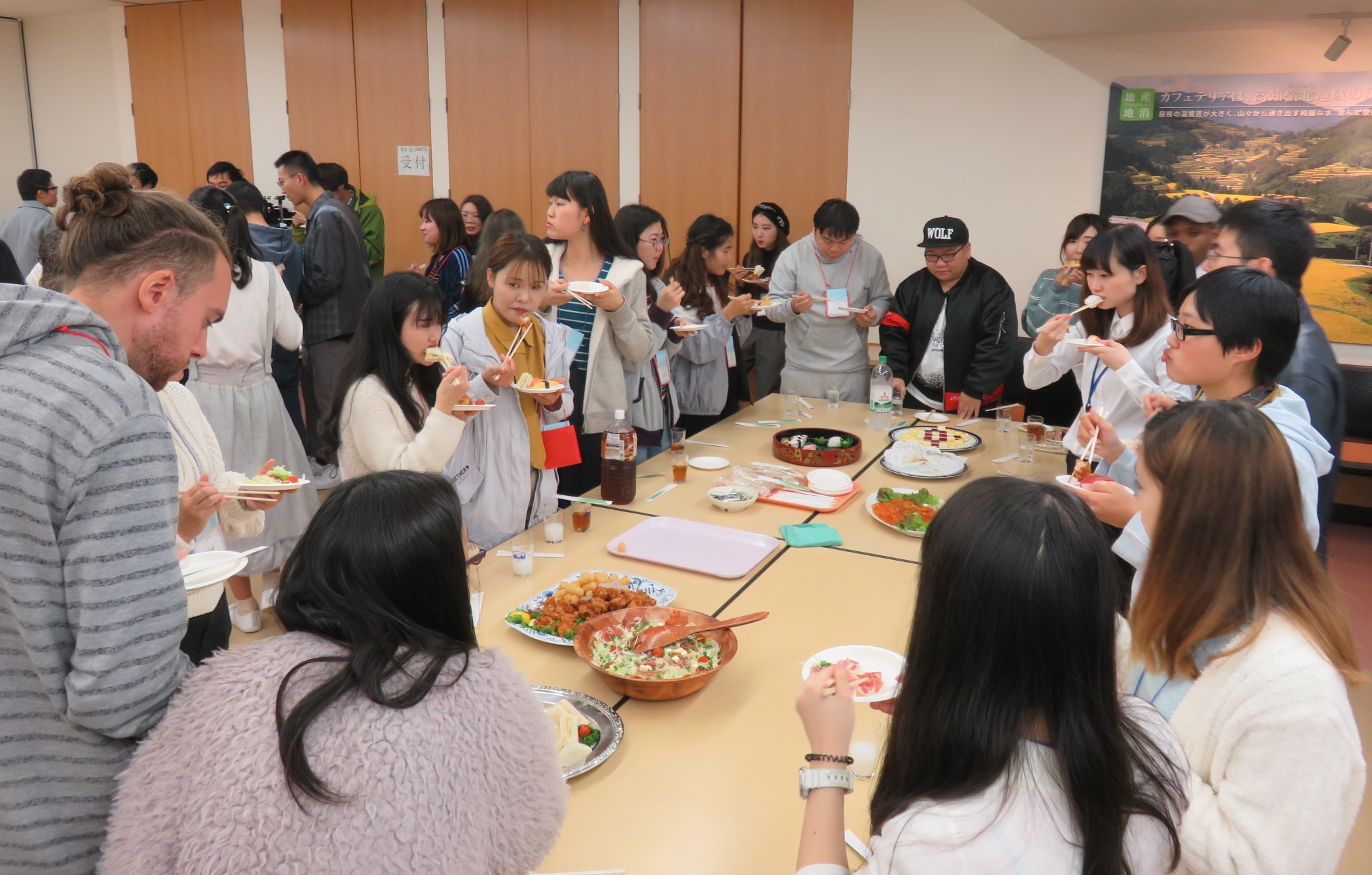 IMG_0137_歓談.JPG