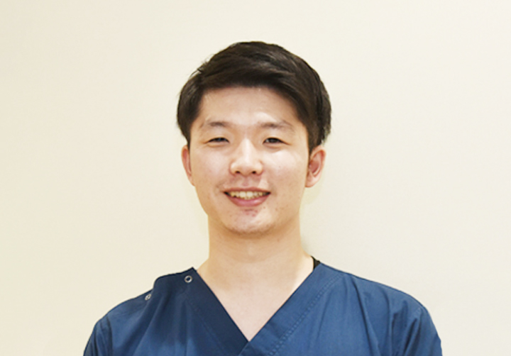 心臓血管外科専攻医 吉田（写真準備中）