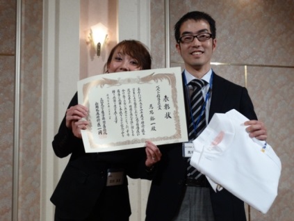 ベスト指導医賞 馬場裕一先生(右側)