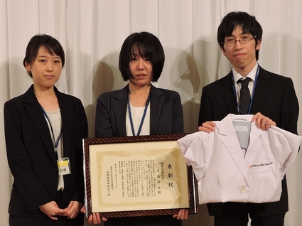 ベスト指導医賞 古島朋美先生(右側)