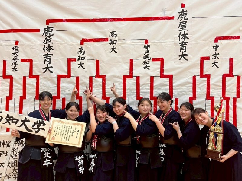 F72710D8-EF26-4FDF-8481-D36EF1D41BE9