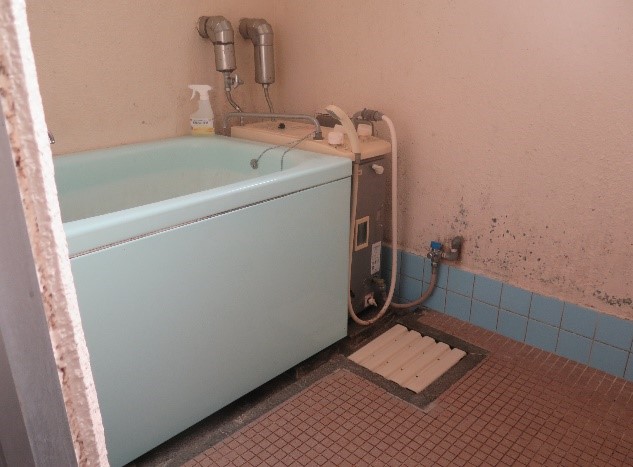 浴室（各フロア）