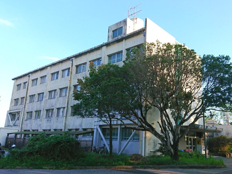 日章寮外観（北側）